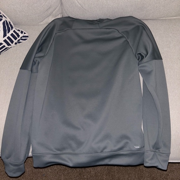 Adidas Pullover - Picture 3 of 3